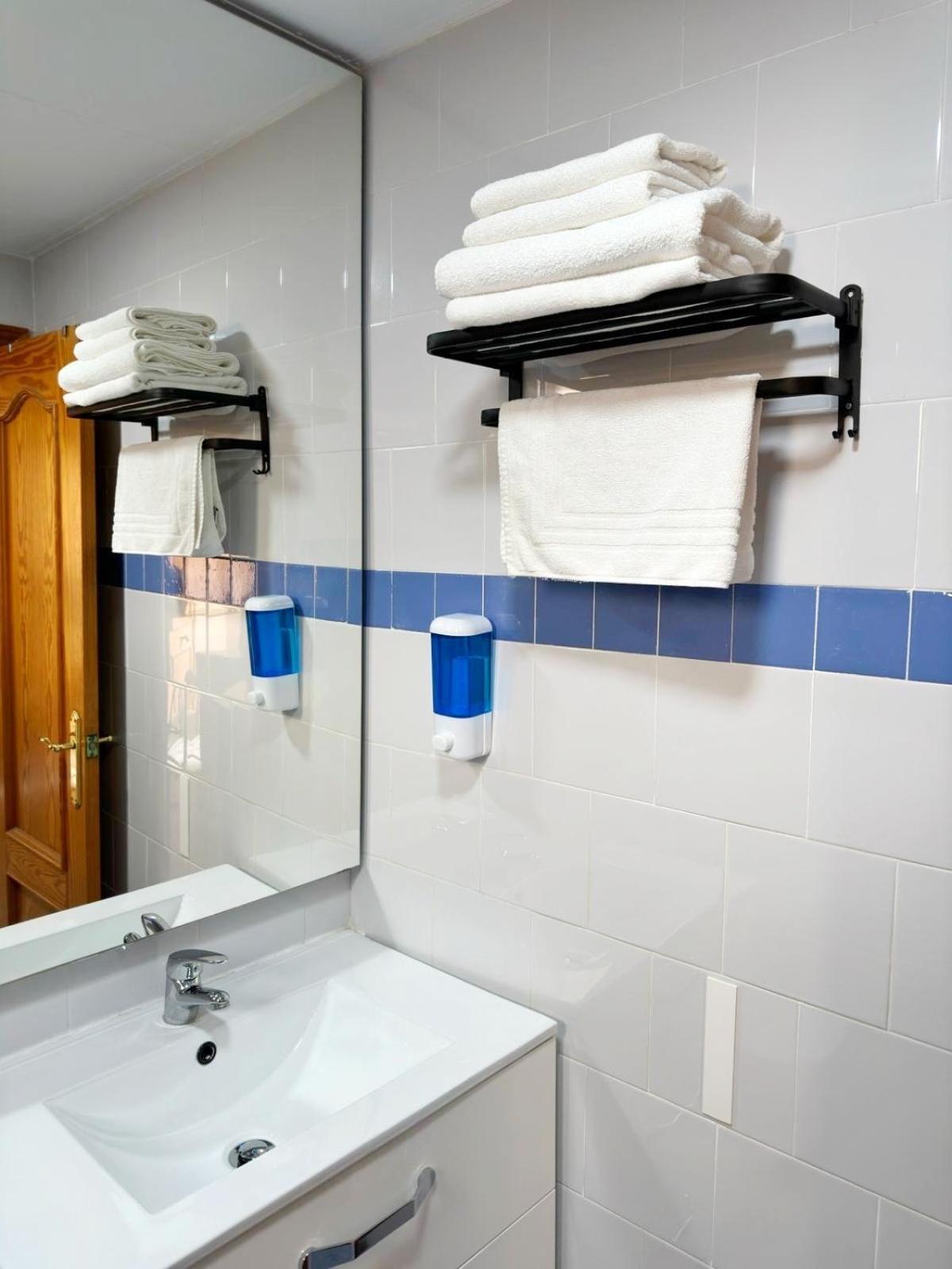 Apartamento Completo Plaza De Las Tendillas - Parking Privado - Alojamientos El Duque Córdoba Eksteriør billede