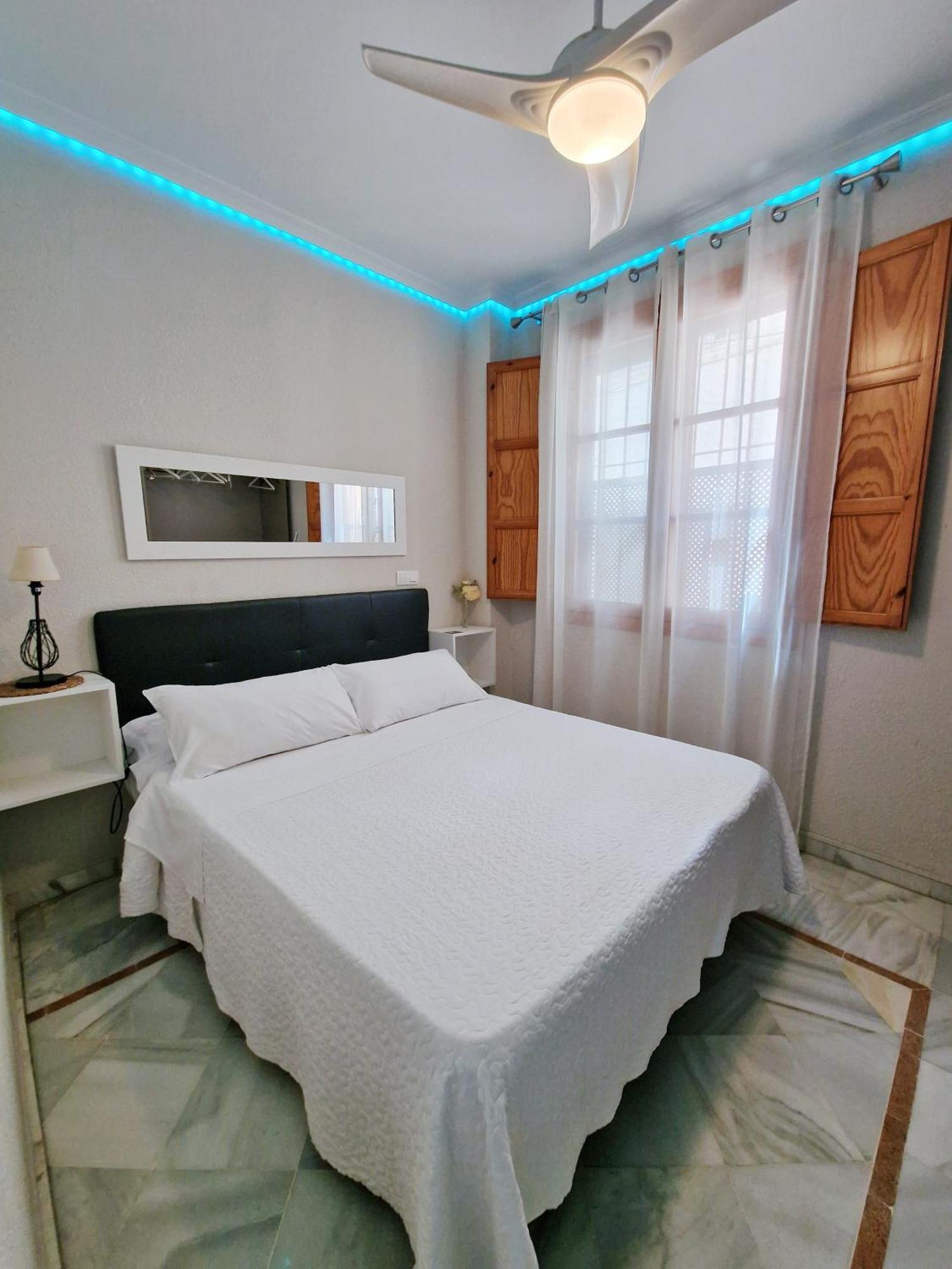 Apartamento Completo Plaza De Las Tendillas - Parking Privado - Alojamientos El Duque Córdoba Eksteriør billede