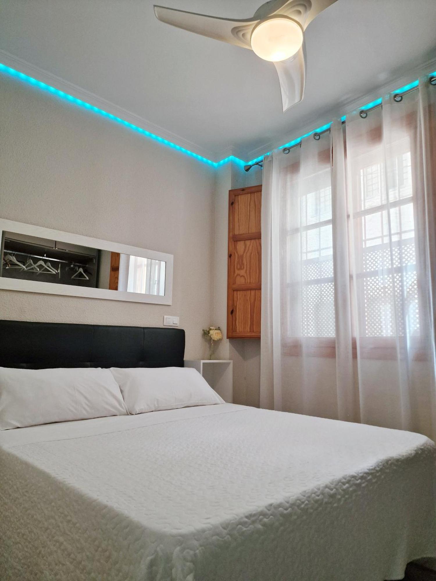 Apartamento Completo Plaza De Las Tendillas - Parking Privado - Alojamientos El Duque Córdoba Eksteriør billede